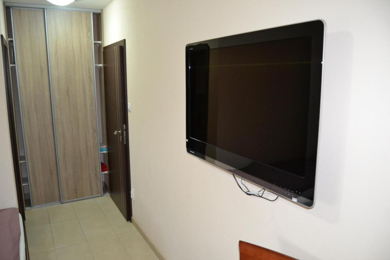 Restauracia-Penzion Altana Ludanice ภายนอก รูปภาพ